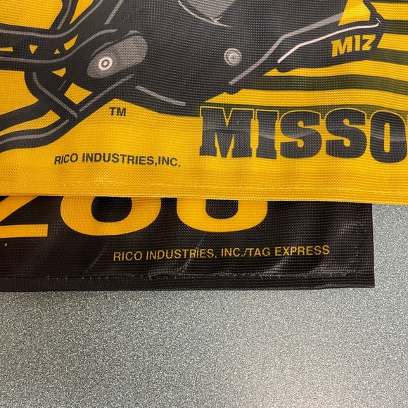 MIZZOU Tiger Football NCAA Tailgate Car-Two Sided Flags (Set of 2) - Picture 4 of 11